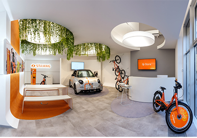 E-Auto und E-Bikes im Stawag estore 